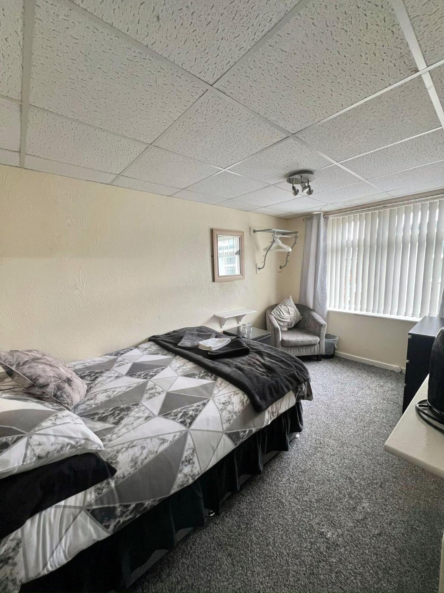 St Nicholas Holiday Apartments Blackpool Bagian luar foto
