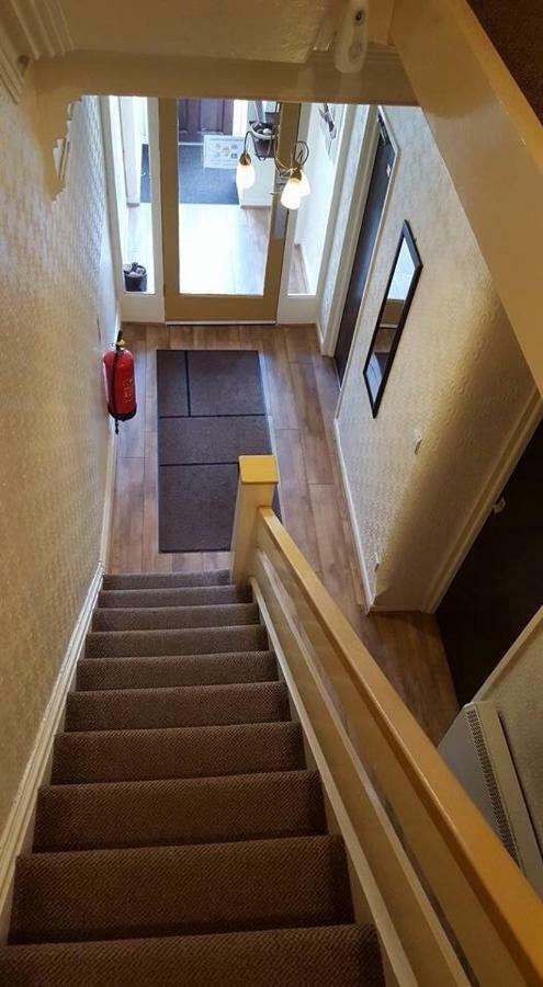 St Nicholas Holiday Apartments Blackpool Bagian luar foto